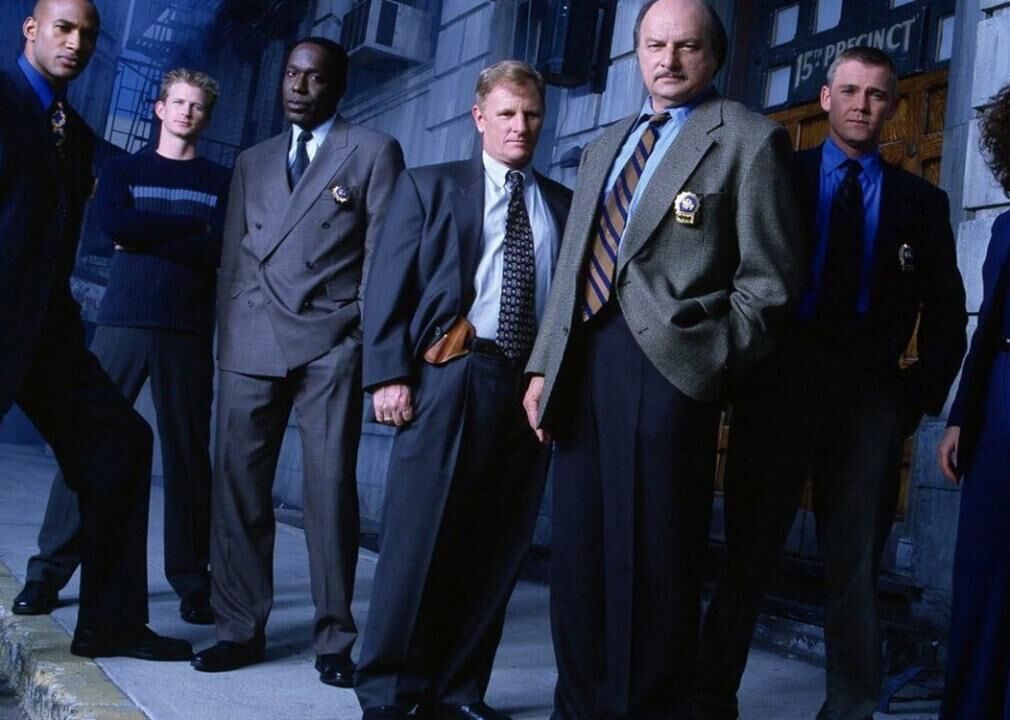#89. NYPD Blue (1993–2005)